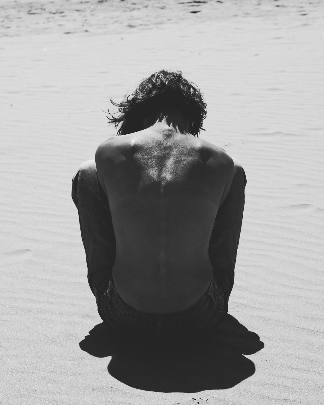 Desillusion away waiting for the tide